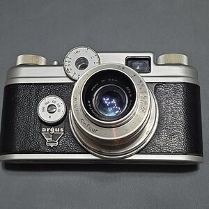 Vintage Argus C4 f/3.5 lens 50mm Coated Cintar‎ Film Camera Untested